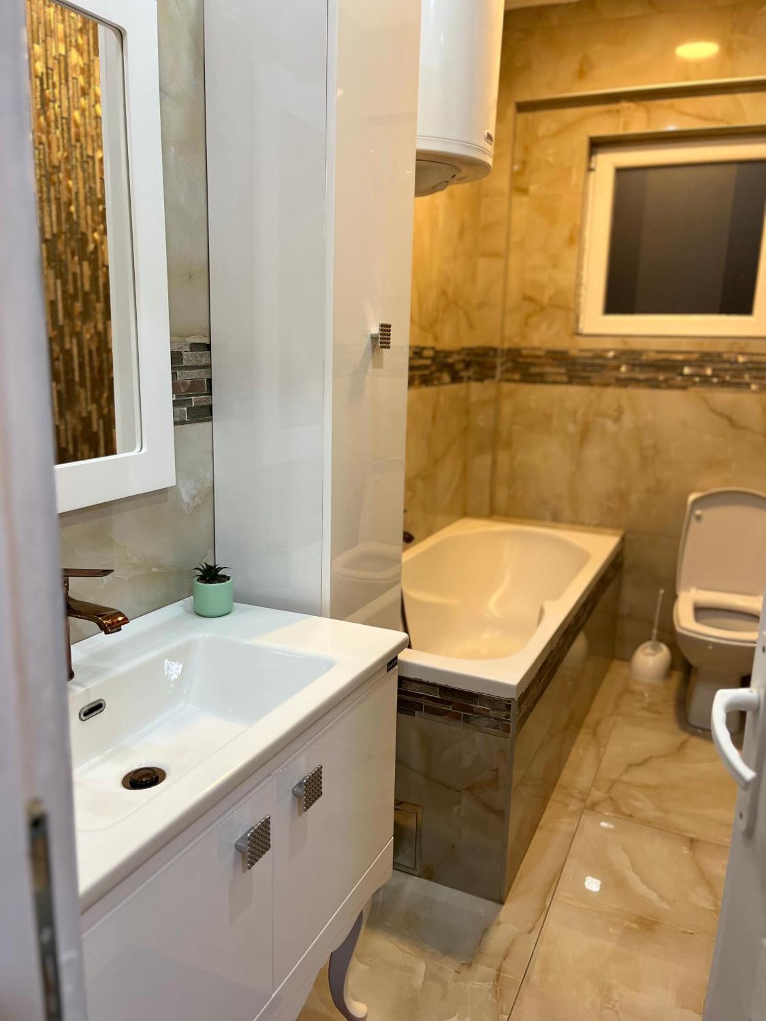 Apartment Wellness Belgrado Buitenkant foto